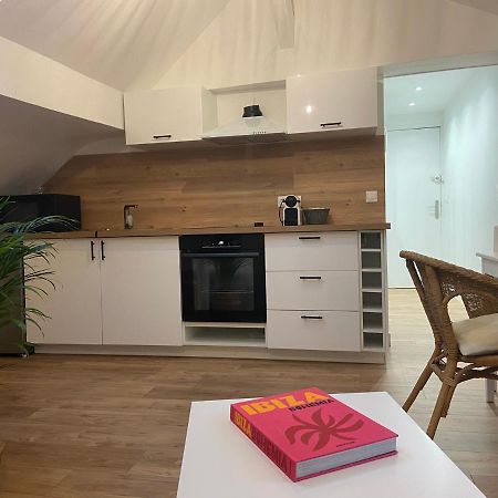 La Mansarde Lcd Pontoise Apartment Luaran gambar