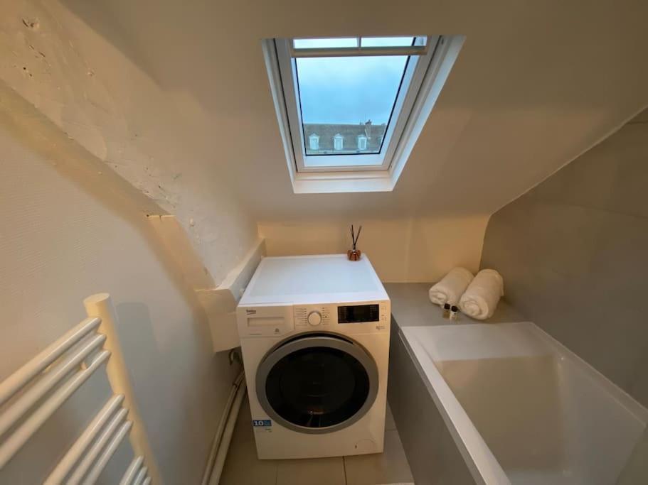 La Mansarde Lcd Pontoise Apartment Luaran gambar